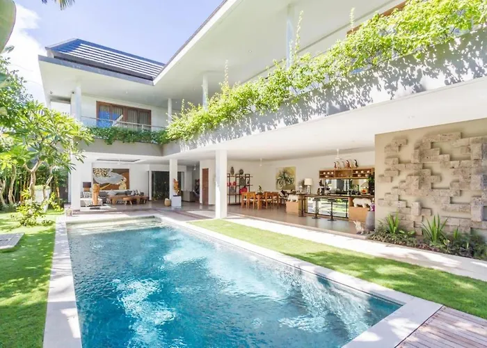 Alopa * Seminyak (Bali)